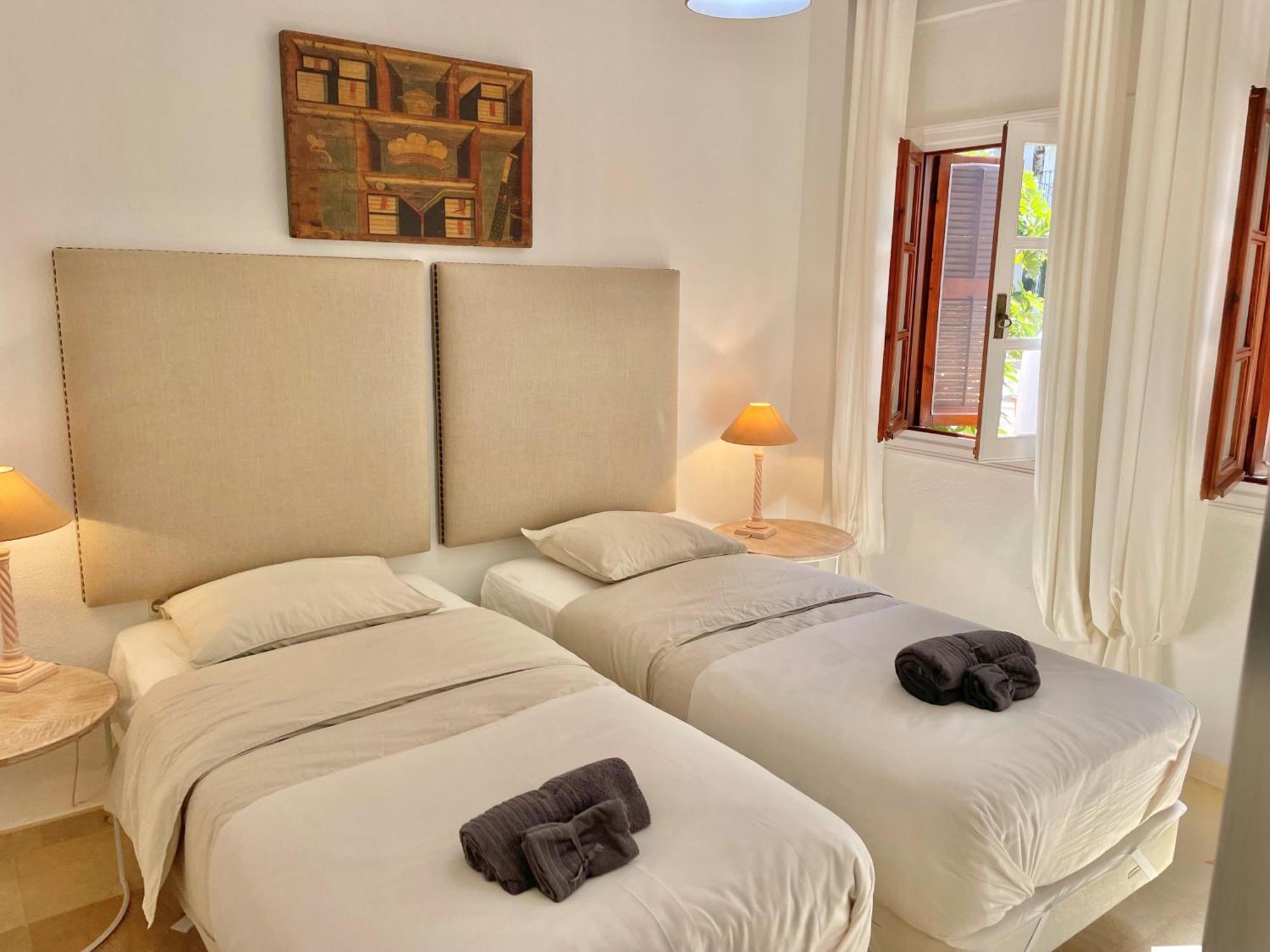 Puente Romano Senorio De Apartment *