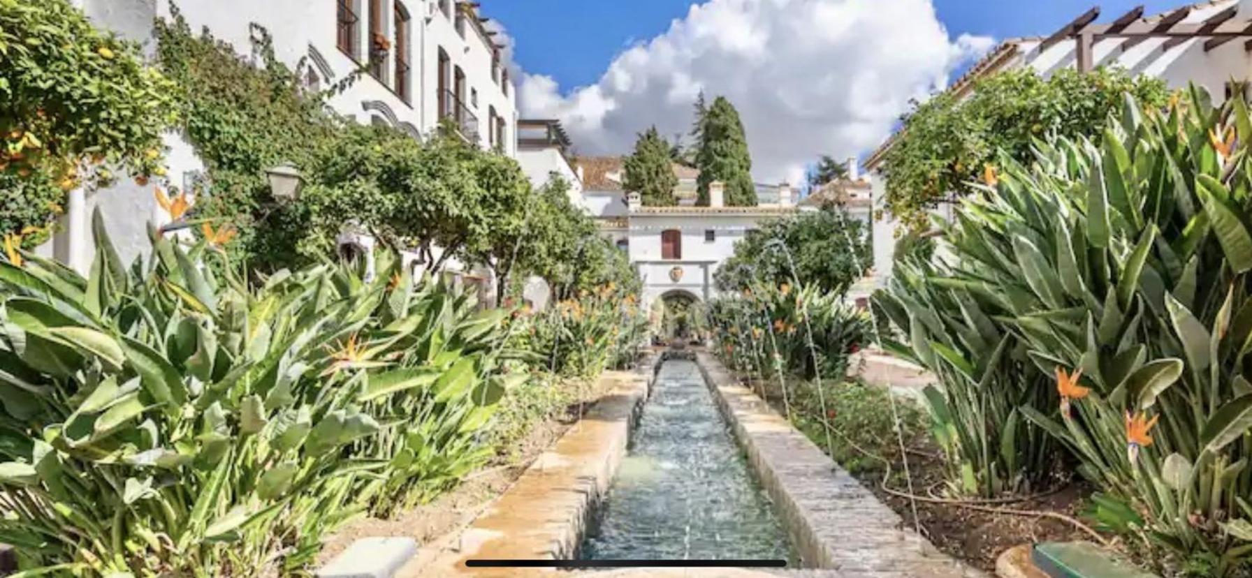 Apartment Puente Romano Senorio De *